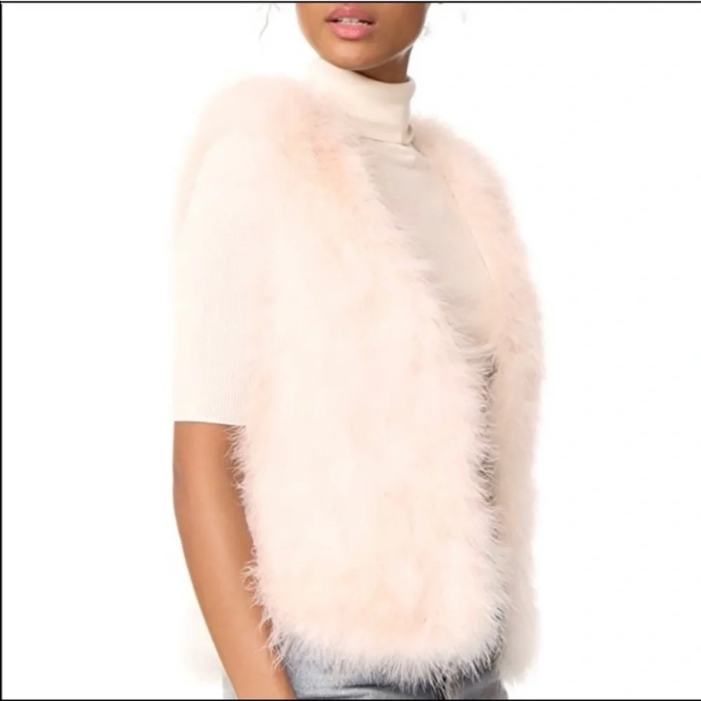Club Monaco Feather Vest in Pale Pink, Size S/P